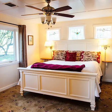 Rose Hill Retreat Aaa Four Diamond Inn Stonewall Extérieur photo