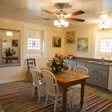 Rose Hill Retreat Aaa Four Diamond Inn Stonewall Extérieur photo